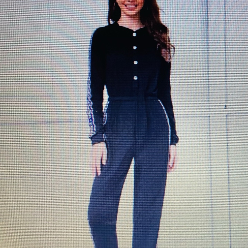 BNWT LADIES ONE PIECE JUMPER.